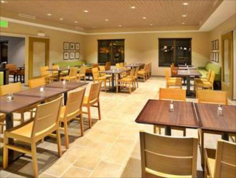 Country Inn & Suites By Radisson, Springfield Southeast Exterior foto